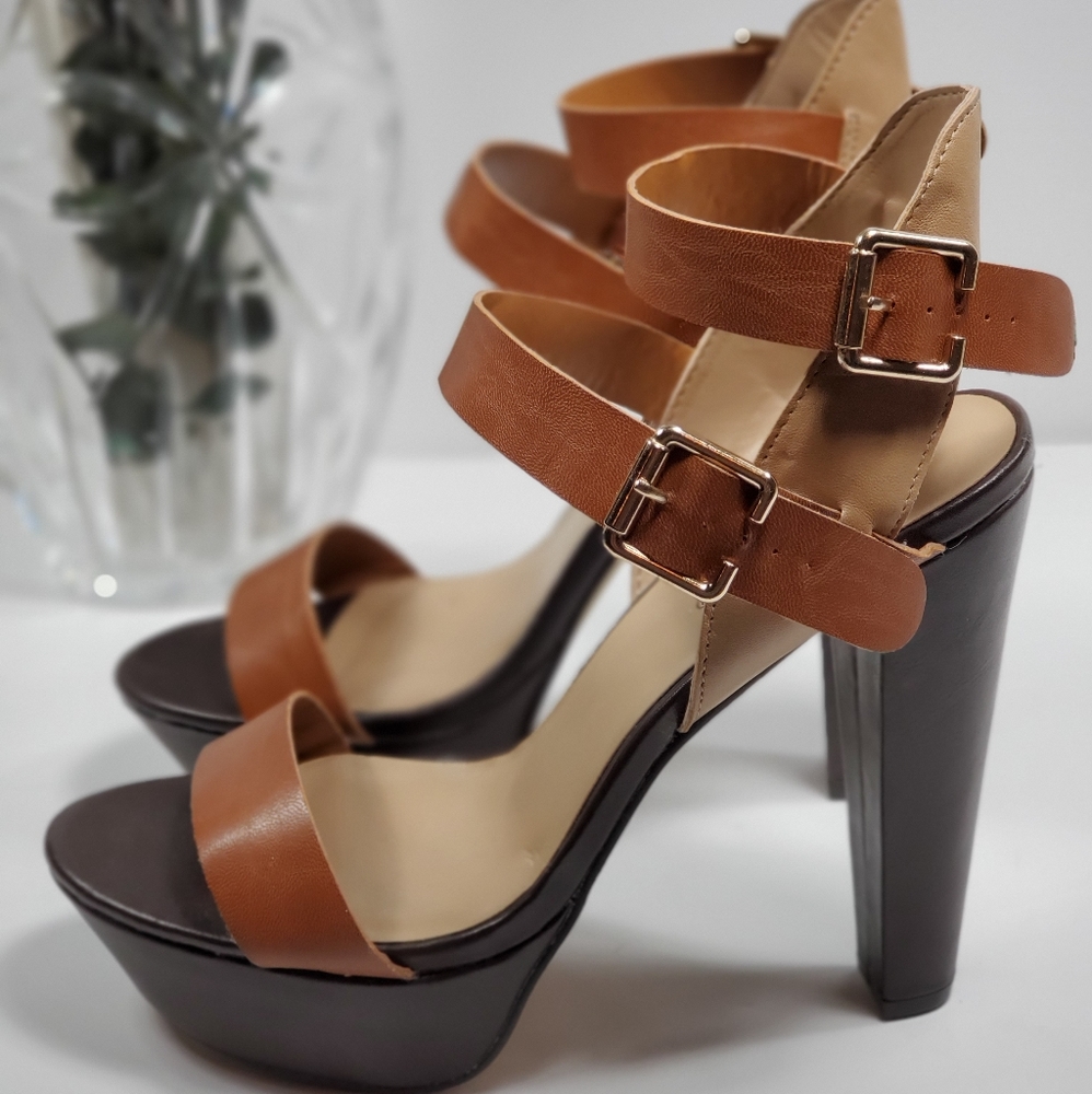 New Open Toe Double Ankle Strap Heels Size 9